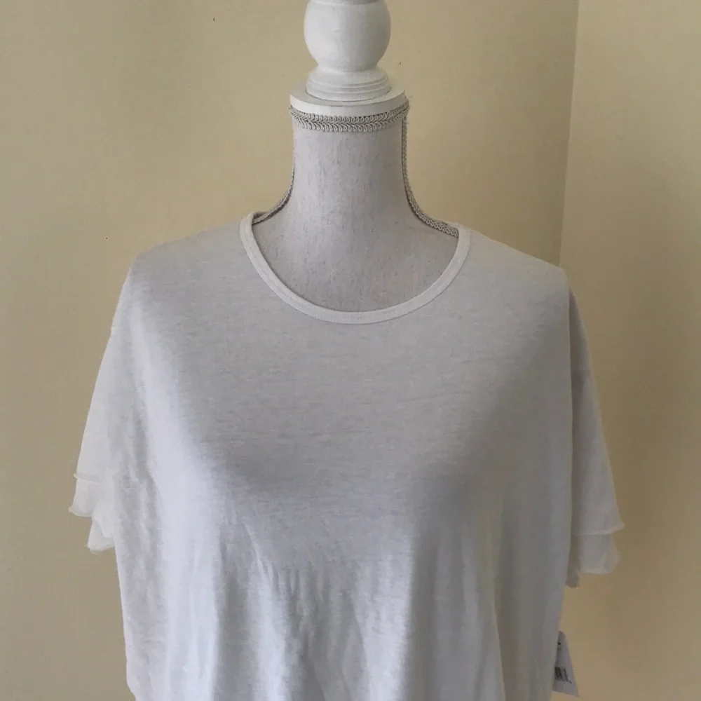NWT! WE THE FREE Size M white short sleeve oversized top